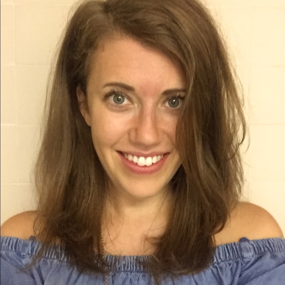 Meet your Posher, Jennifer